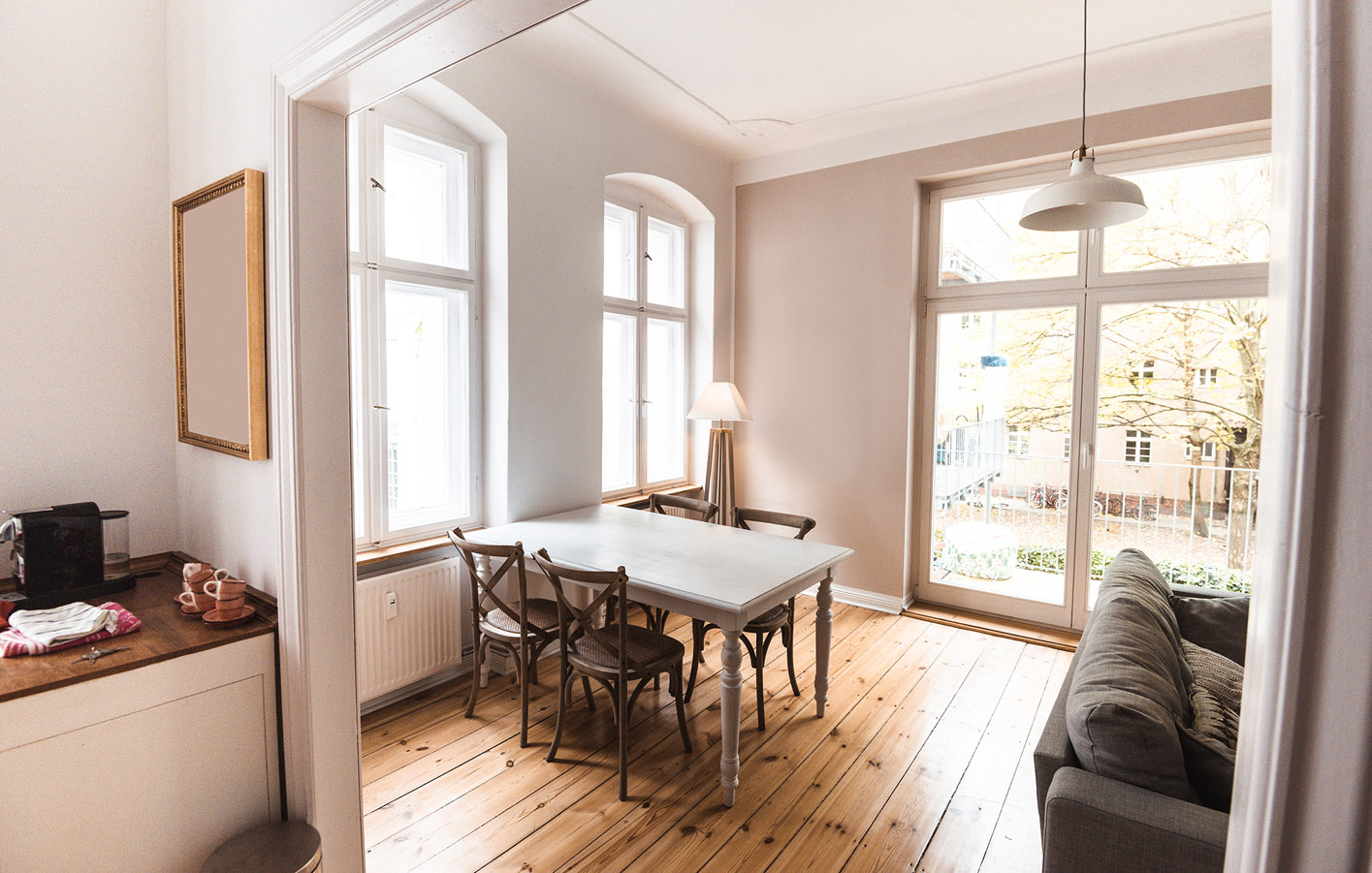 Massivholzdielen haben wir in großer Auswahl Esszimmer mit Massivholzdielen
